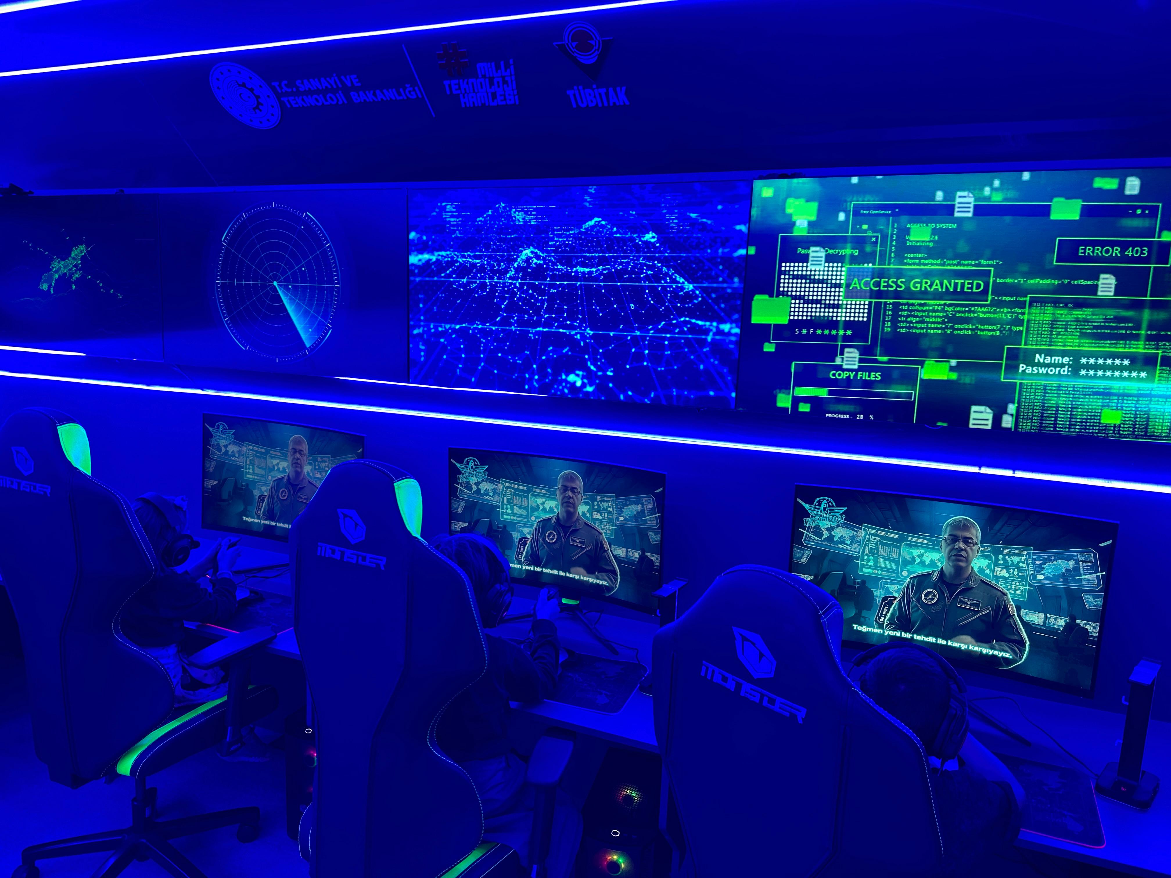 TÜBİTAK BİLGEM ve VR House İş Birliğiyle Geliştirilen Elektronik Harp Oyunu TEKNOFEST’te İlgi Odağı Oldu